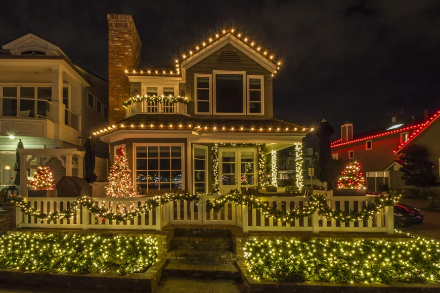 Holiday Lighting Designs Inspired by Arlington’s Interlochen Christmas Light Tradition